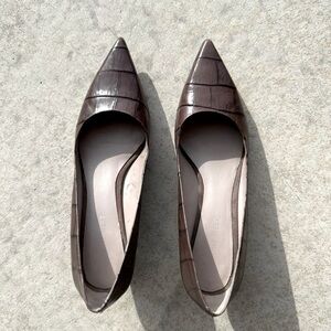 Nine West Snakeskin pattern, grey/purple pumps 8M